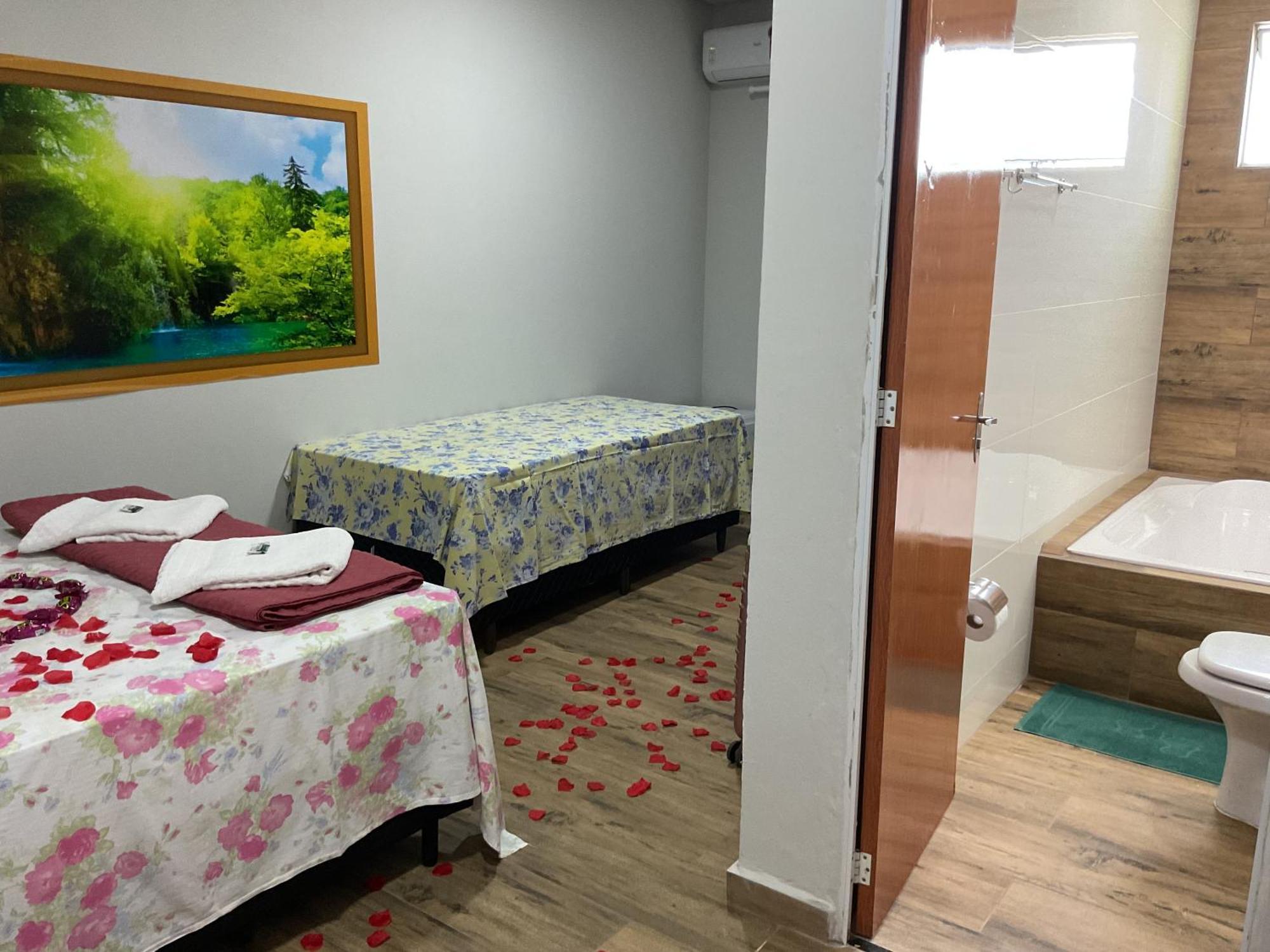 Espaco Alvorada ,Agendamento Das Atividades, Cafe Da Manha ,Banheira E Piscina No Centro Brotas Kültér fotó